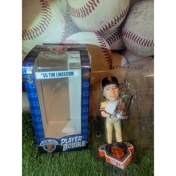 ⚾Tim Lincecum San Francisco Giants Bobblehead 2010 WS Champs Trophy MLB ⚾ - Picture 2 of 15